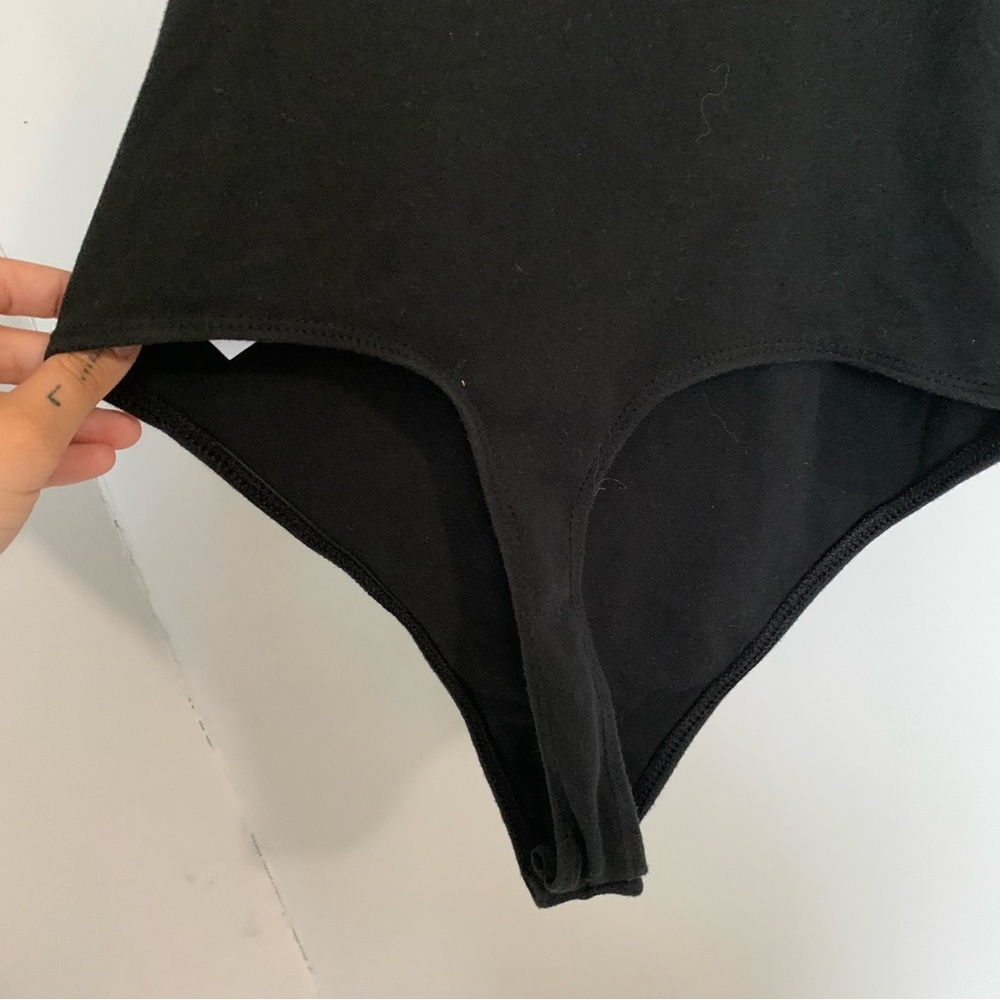 AMERICAN EAGLE BLACK  ROLLING STONES BODYSUIT - Picture 6 of 9